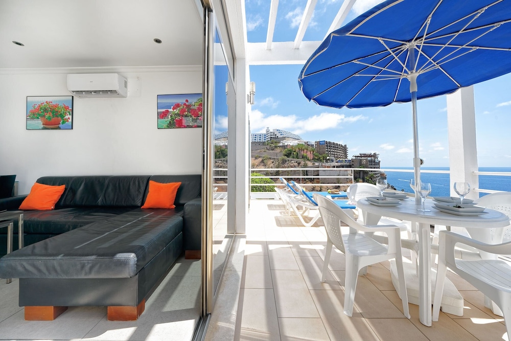 Bahía Blanca — Hotel rooms in Puerto Rico, Canary Islands