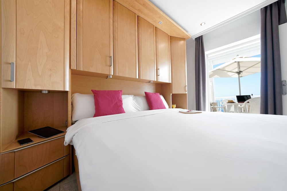 Bahía Blanca — Hotel rooms in Puerto Rico, Canary Islands