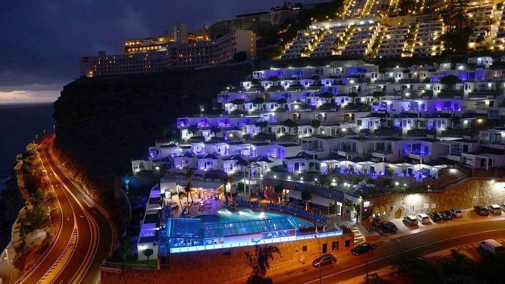 Bahía Blanca — Hotel building in Puerto Rico, Canary Islands
