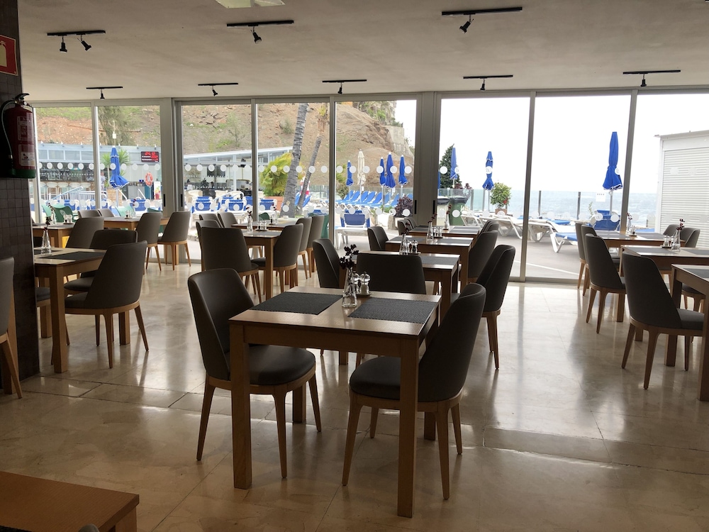Bahía Blanca — Restaurant & bars in Puerto Rico, Canary Islands