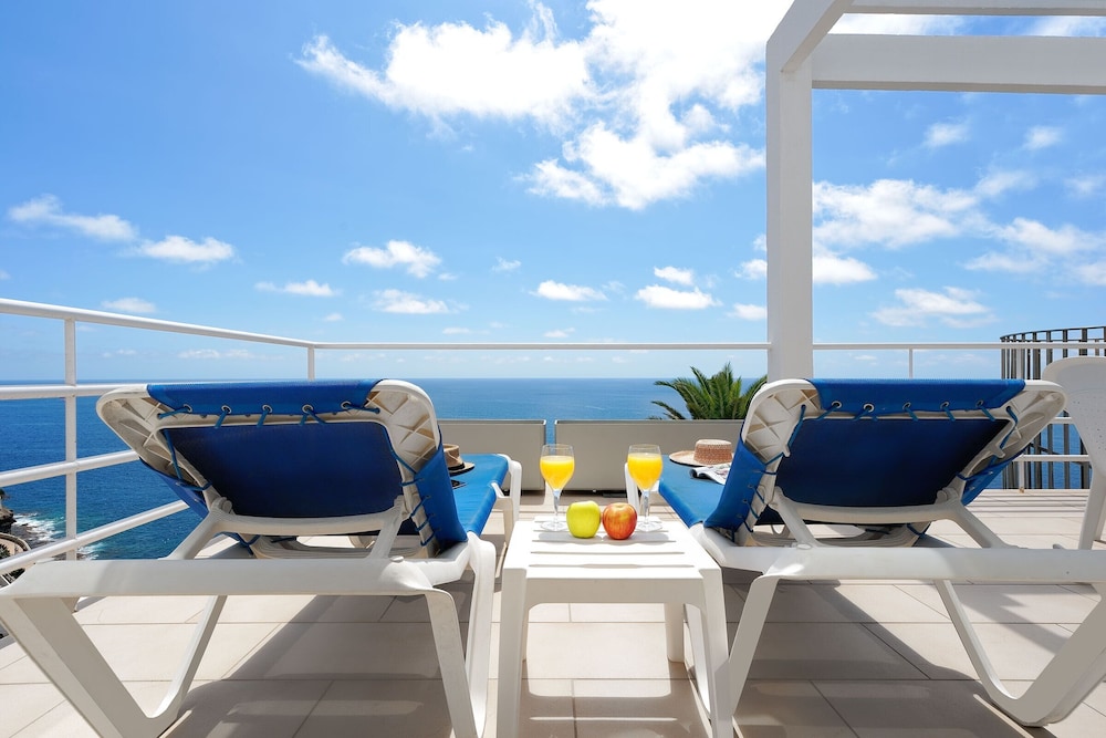 Bahía Blanca — Hotel rooms in Puerto Rico, Canary Islands