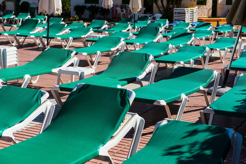 Apartamentos Las Faluas — Beach in Playa del Ingles, Canary Islands