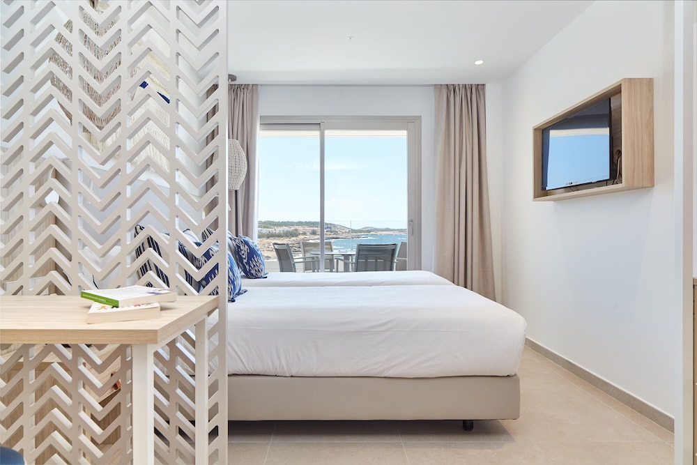 Can Salia — Hotel rooms in San Antonio, Balearic Islands