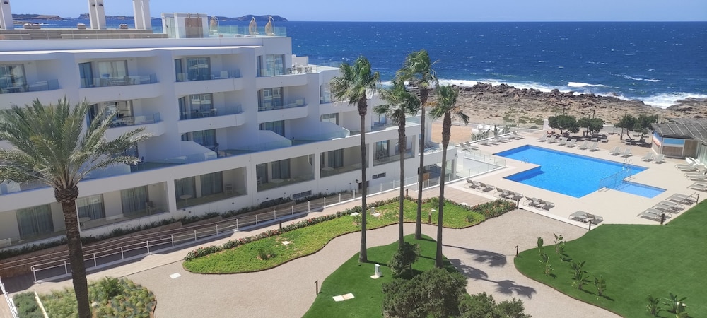 Can Salia — Hotel building in San Antonio, Balearic Islands
