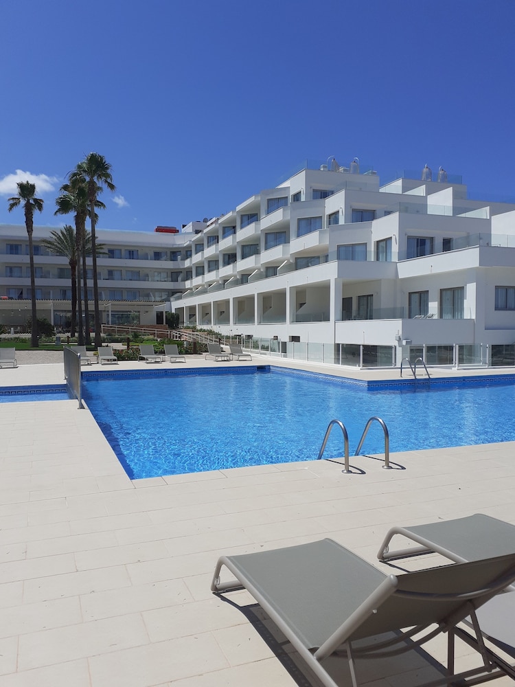 Can Salia — Swimming pool in San Antonio, Balearic Islands