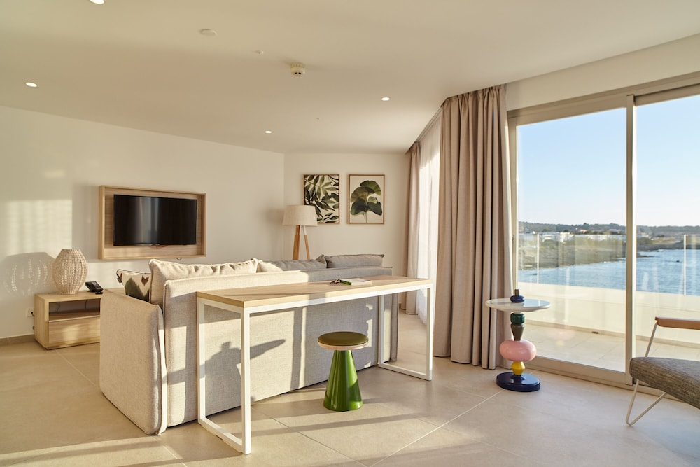 Can Salia — Hotel rooms in San Antonio, Balearic Islands