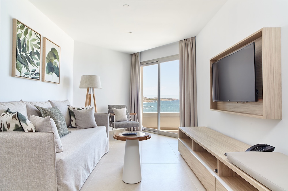 Can Salia — Hotel rooms in San Antonio, Balearic Islands