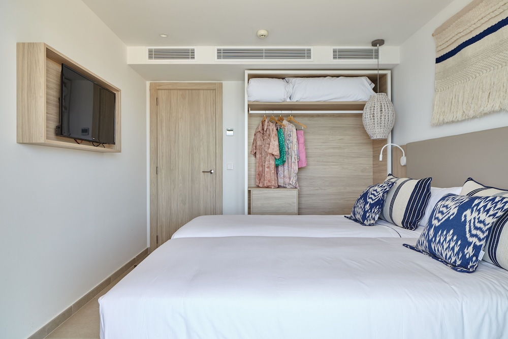 Can Salia — Hotel rooms in San Antonio, Balearic Islands