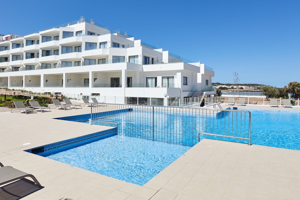 Can Salia — Swimming pool in San Antonio, Balearic Islands