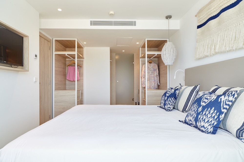Can Salia — Hotel rooms in San Antonio, Balearic Islands