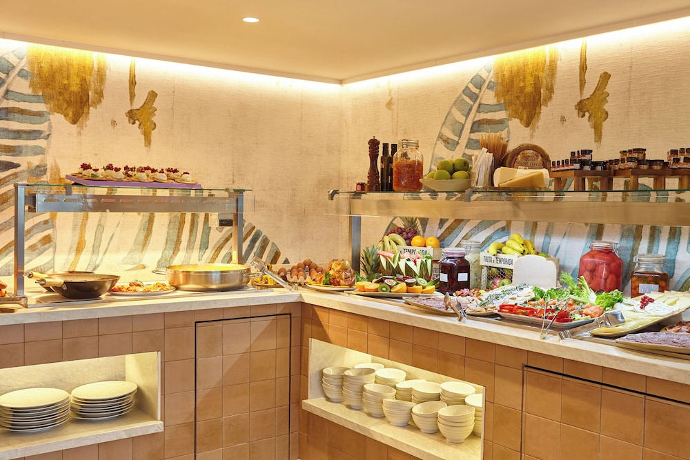 Can Salia — Restaurant & bars in San Antonio, Balearic Islands