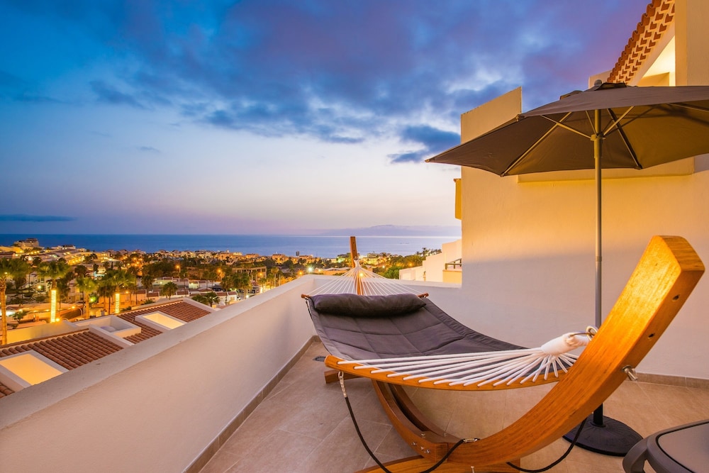 Haciendas Village Tenerife — Hotel rooms in Costa Adeje, Canary Islands