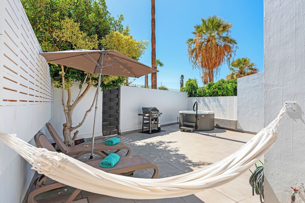 Haciendas Village Tenerife — Spa in Costa Adeje, Canary Islands