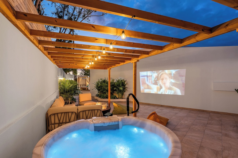 Haciendas Village Tenerife — Spa in Costa Adeje, Canary Islands