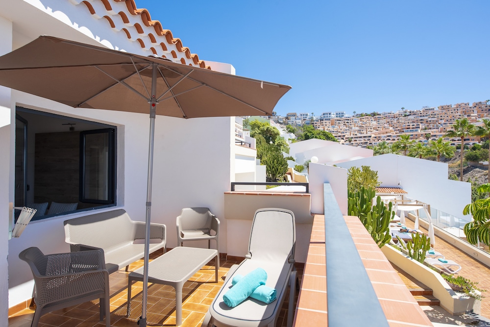 Haciendas Village Tenerife — Hotel building in Costa Adeje, Canary Islands