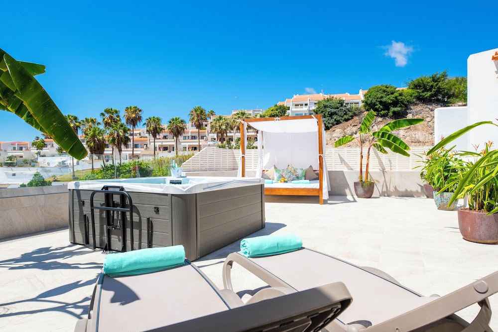 Haciendas Village Tenerife — Spa in Costa Adeje, Canary Islands