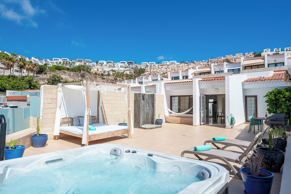 Haciendas Village Tenerife — Spa in Costa Adeje, Canary Islands