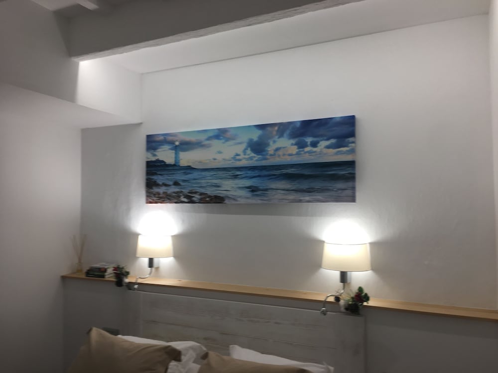 Hotel Romantic Los 5 Sentidos — Hotel rooms in Ciutadella de Menorca, Balearic Islands