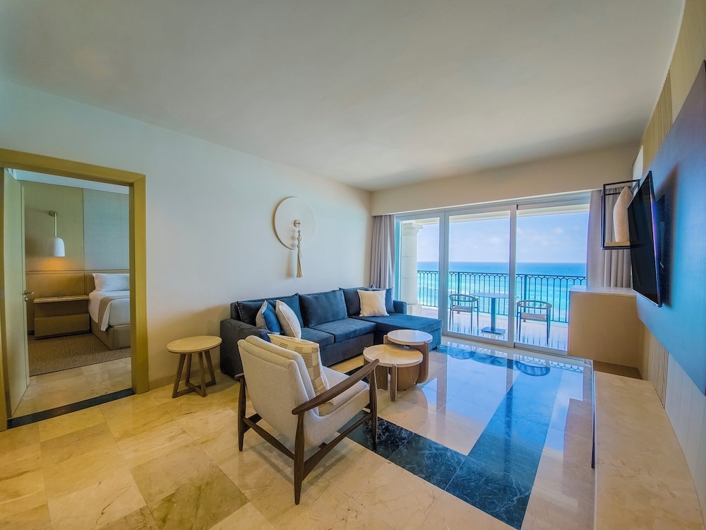 Grand Park Royal Cancun -  All Inclusive — Hotel rooms in Cancun, Quintana Roo
