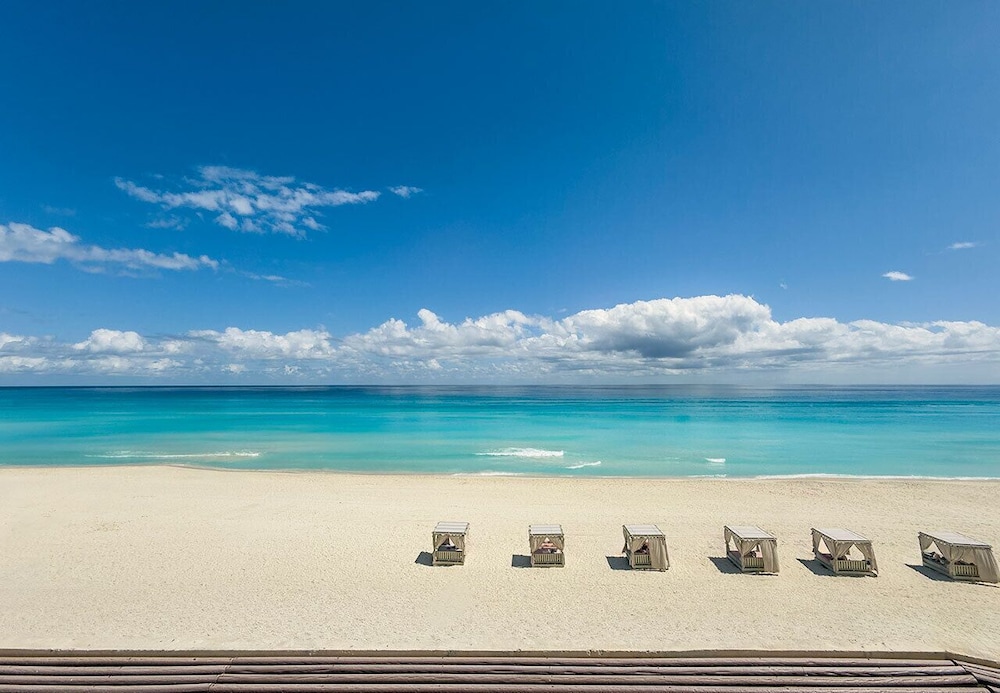 Grand Park Royal Cancun -  All Inclusive — Beach in Cancun, Quintana Roo