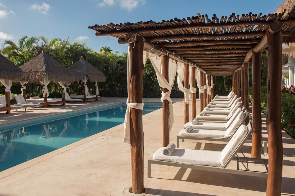 Grand Riviera Princess - All Inclusive — Swimming pool in Playa del Carmen, Quintana Roo