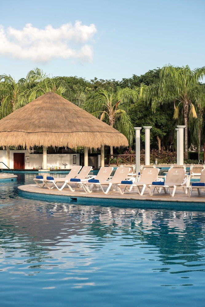 Grand Riviera Princess - All Inclusive — Swimming pool in Playa del Carmen, Quintana Roo