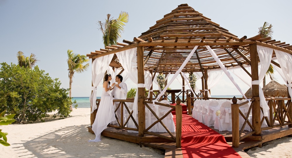 Grand Riviera Princess - All Inclusive — Beach in Playa del Carmen, Quintana Roo