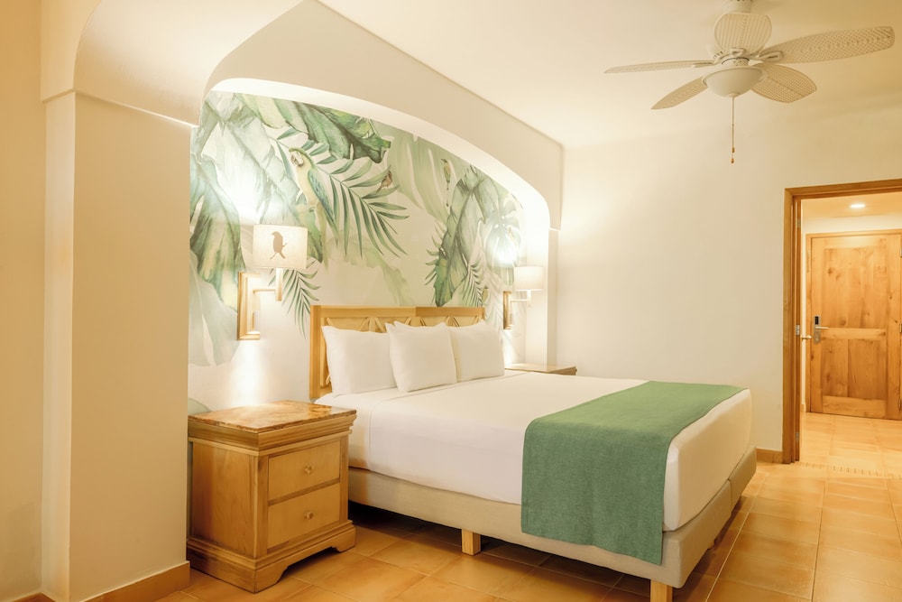 Iberostar Selection Paraíso Lindo - All Inclusive — Hotel rooms in Playa del Carmen, Quintana Roo