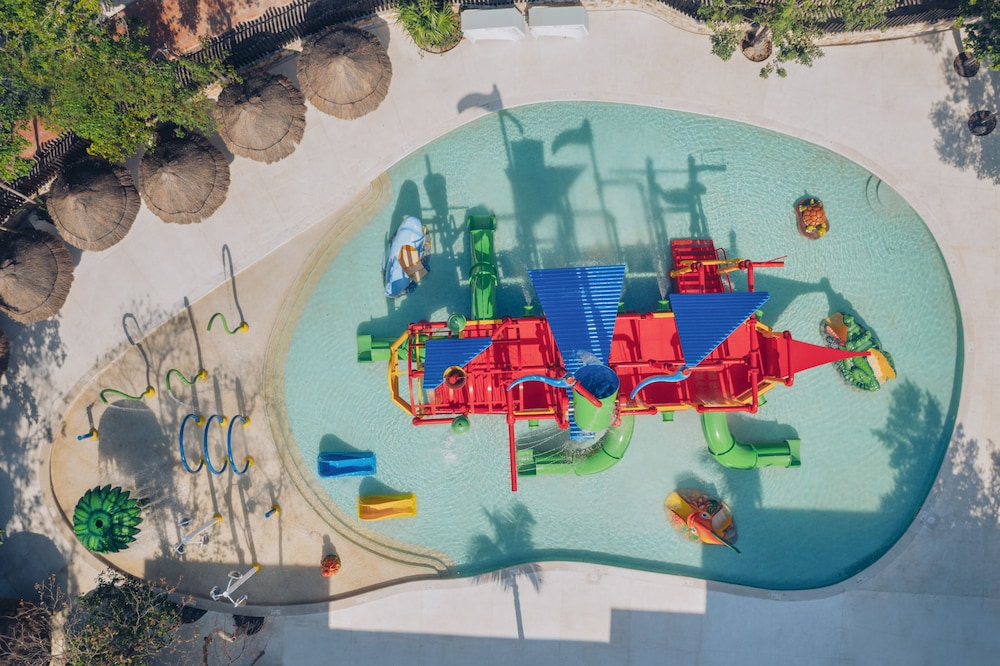 Iberostar Selection Paraíso Lindo - All Inclusive — Attractions for children in Playa del Carmen, Quintana Roo