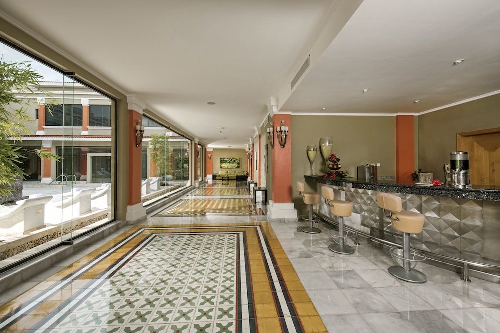 Iberostar Selection Paraíso Lindo - All Inclusive — Restaurant & bars in Playa del Carmen, Quintana Roo
