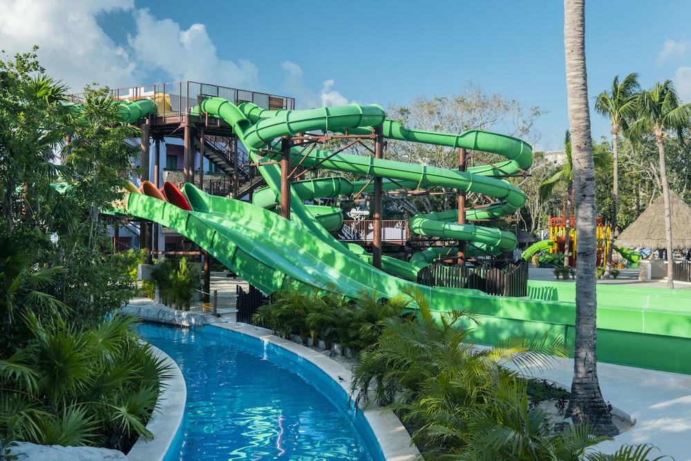 Iberostar Selection Paraíso Lindo - All Inclusive — Attractions for children in Playa del Carmen, Quintana Roo