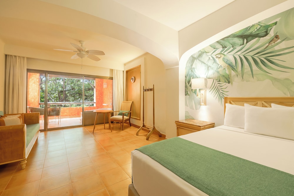 Iberostar Selection Paraíso Lindo - All Inclusive — Hotel rooms in Playa del Carmen, Quintana Roo