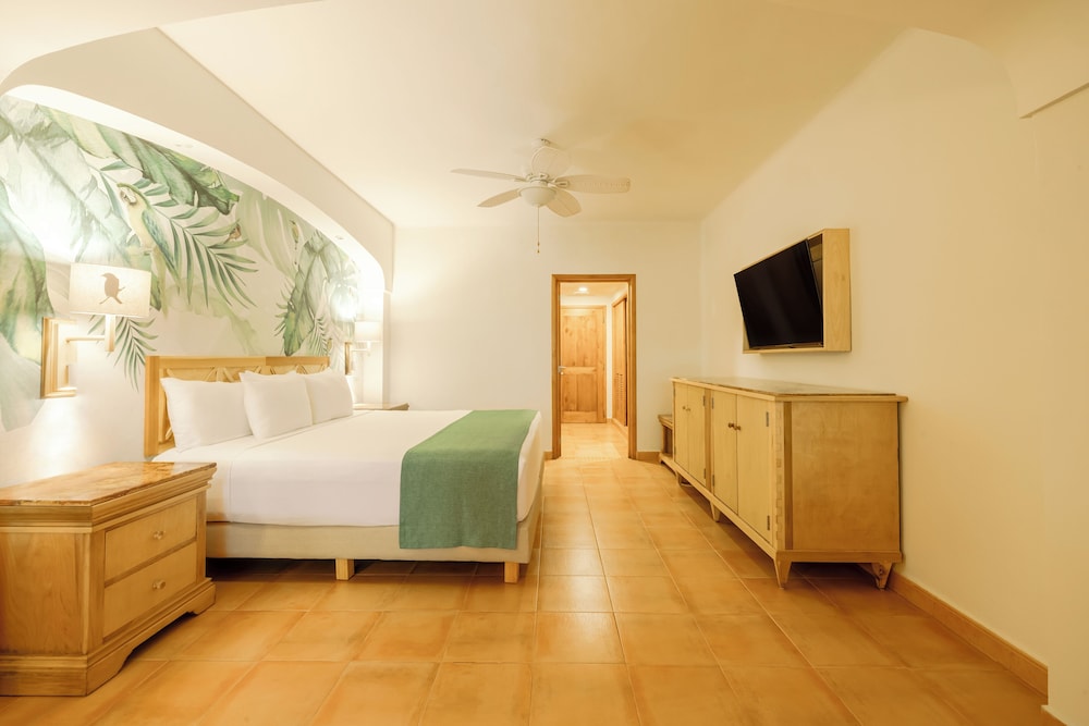 Iberostar Selection Paraíso Lindo - All Inclusive — Hotel rooms in Playa del Carmen, Quintana Roo