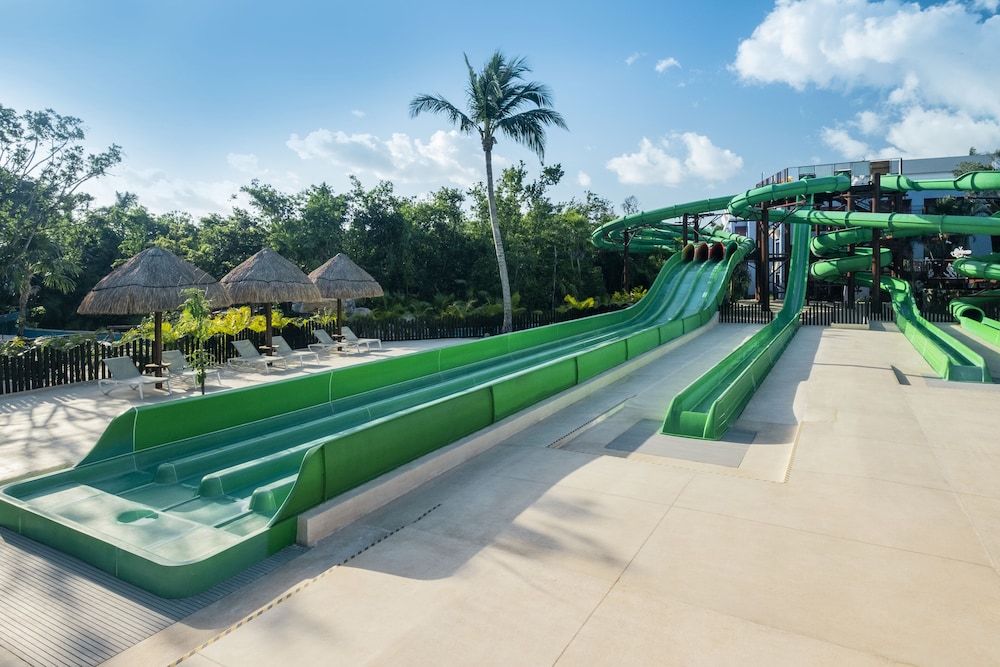 Iberostar Selection Paraíso Lindo - All Inclusive — Attractions for children in Playa del Carmen, Quintana Roo