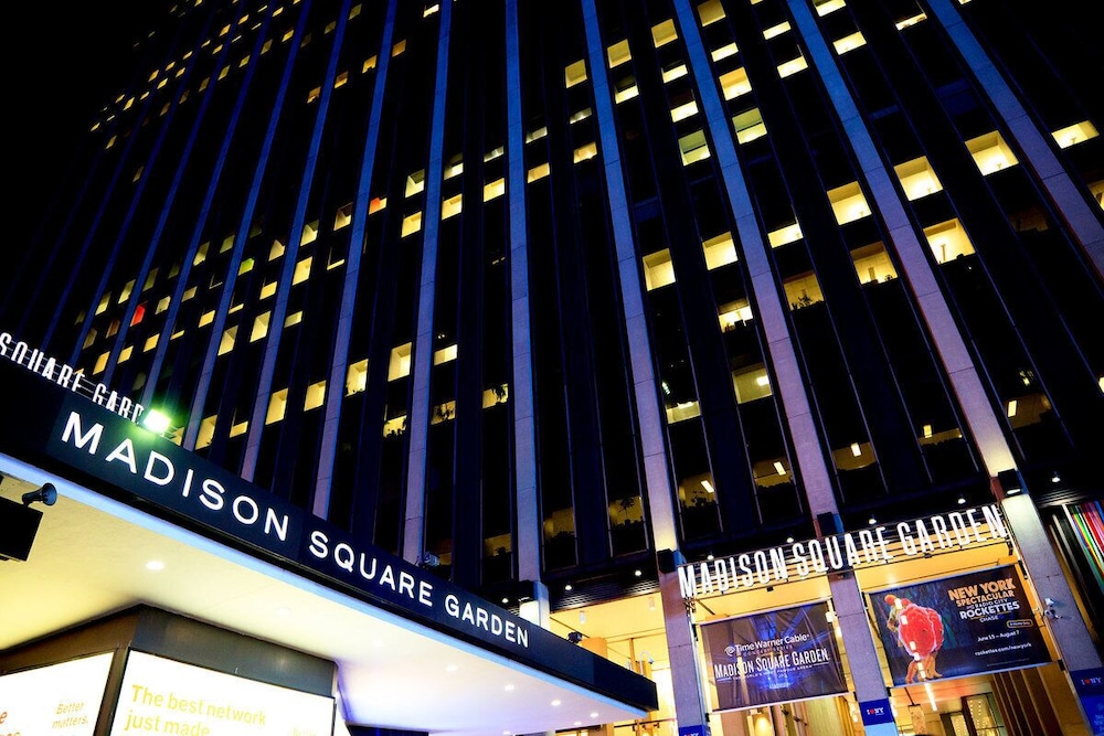 Royalton Park Avenue — Attractions in the area in New York City, New York State