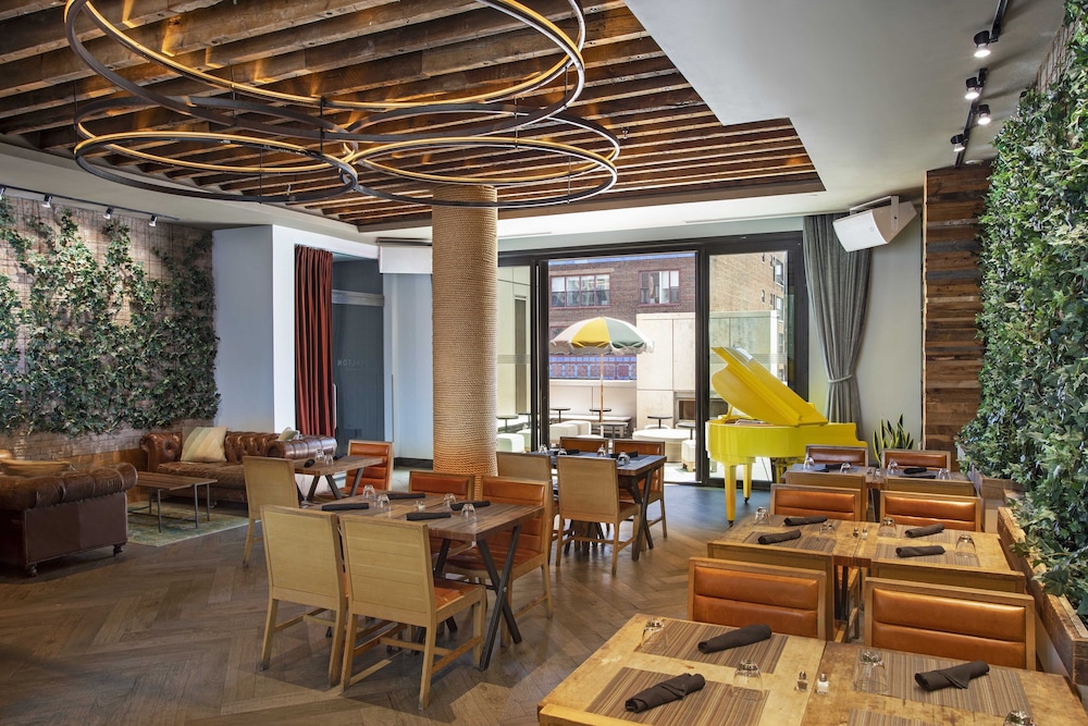 Royalton Park Avenue — Restaurant & bars in New York City, New York State