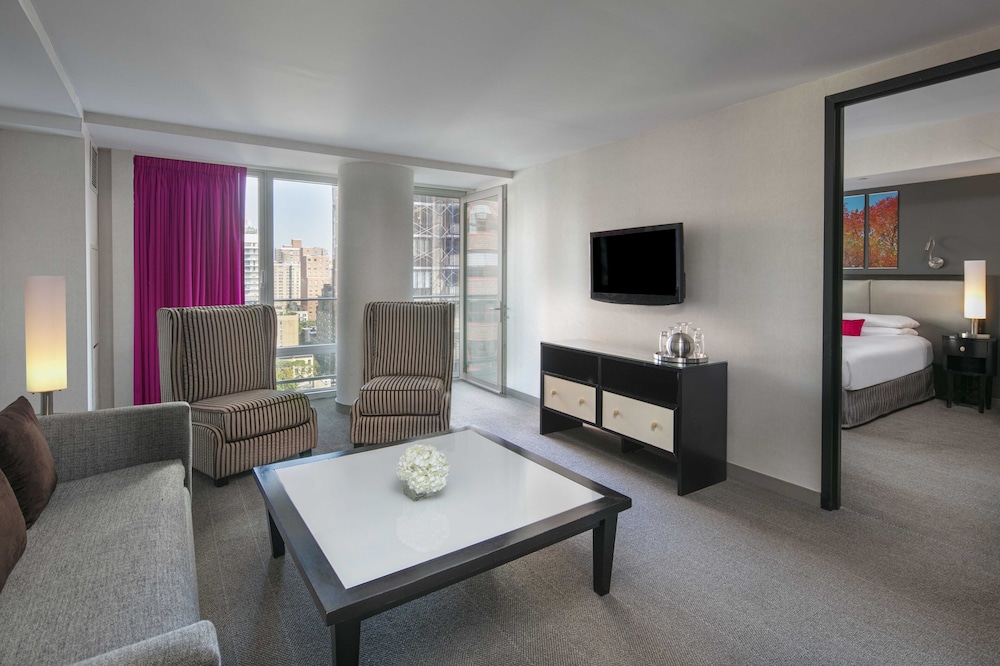 Royalton Park Avenue — Hotel rooms in New York City, New York State