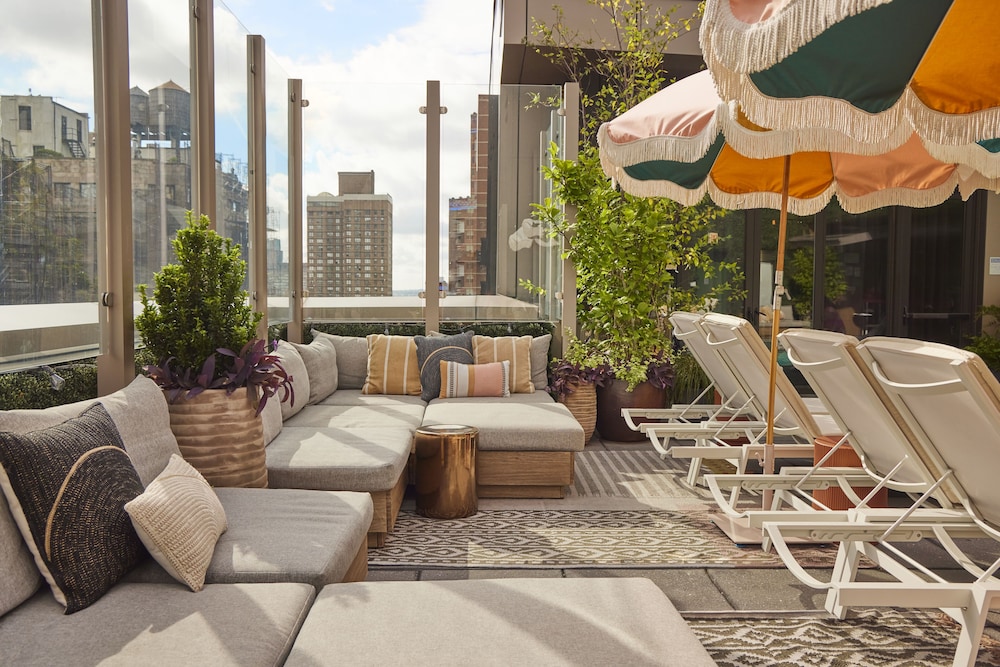 Royalton Park Avenue — Restaurant & bars in New York City, New York State