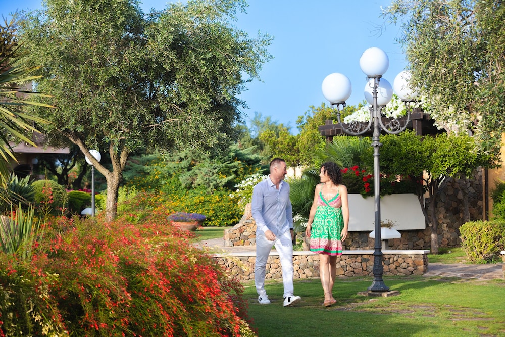 Hotel Baia di Nora — Attractions in the area in Pula, Sardinia
