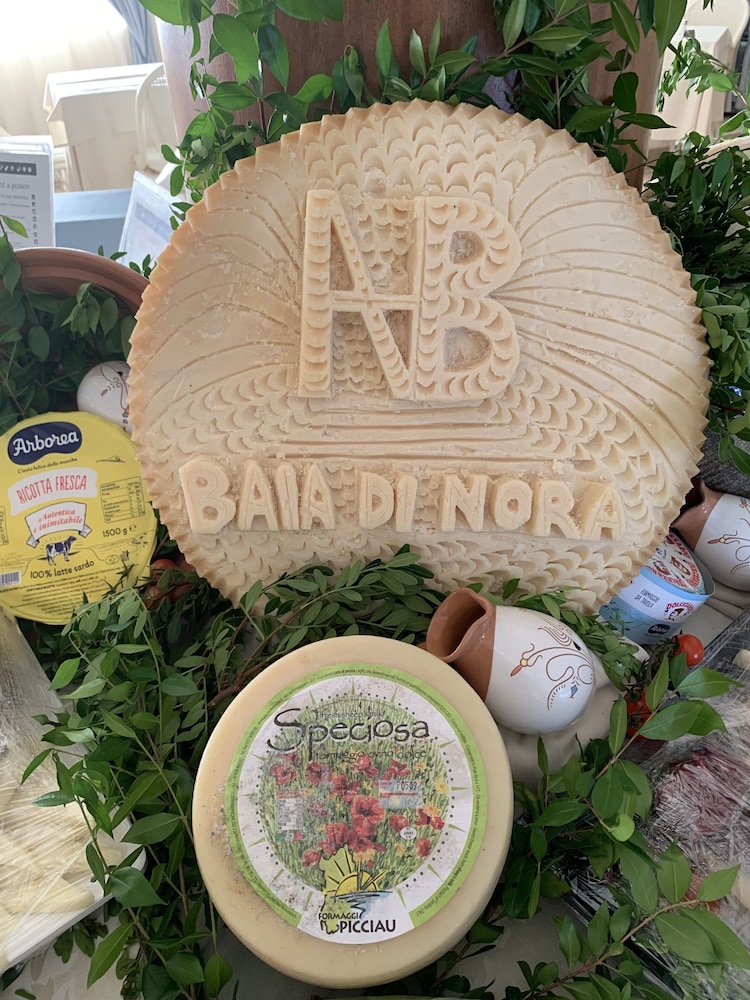 Hotel Baia di Nora — Restaurant & bars in Pula, Sardinia