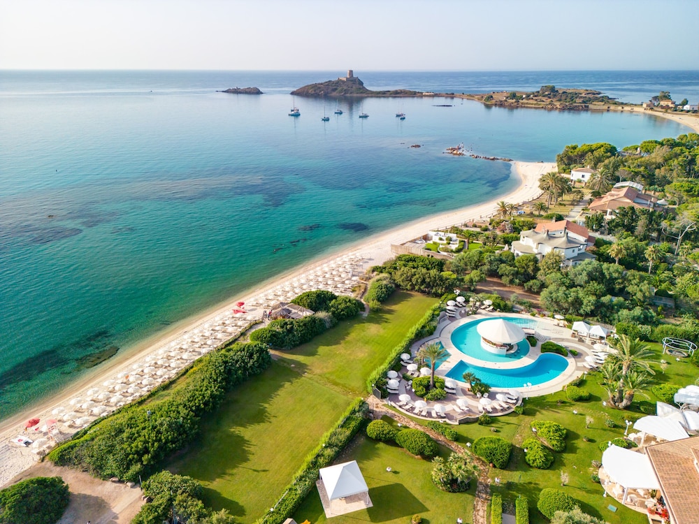 Hotel Baia di Nora — Main photo in Pula, Sardinia