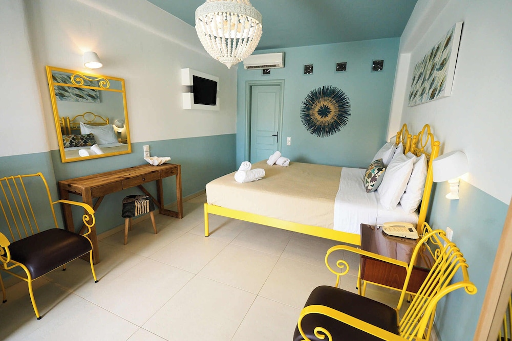 Bellissimo Resort — Hotel rooms in Ornos, South Aegean