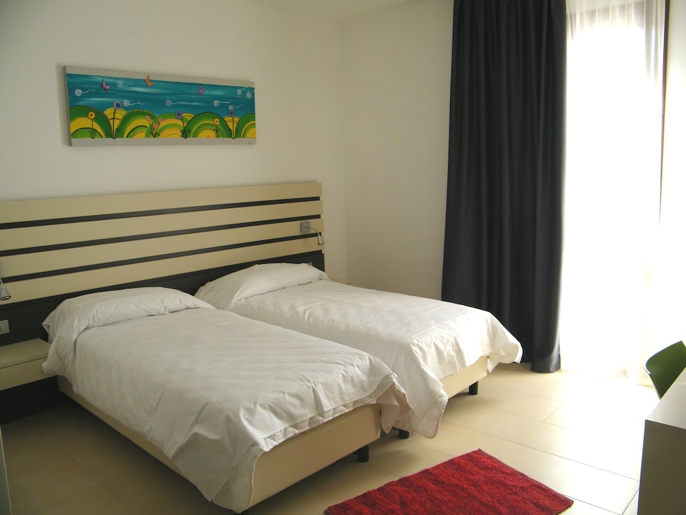 Althea Palace — Hotel rooms in Castelvetrano, Sicily