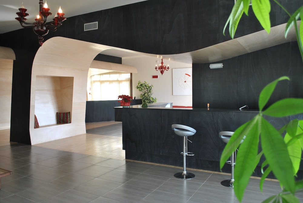 Althea Palace — Hotel rooms in Castelvetrano, Sicily