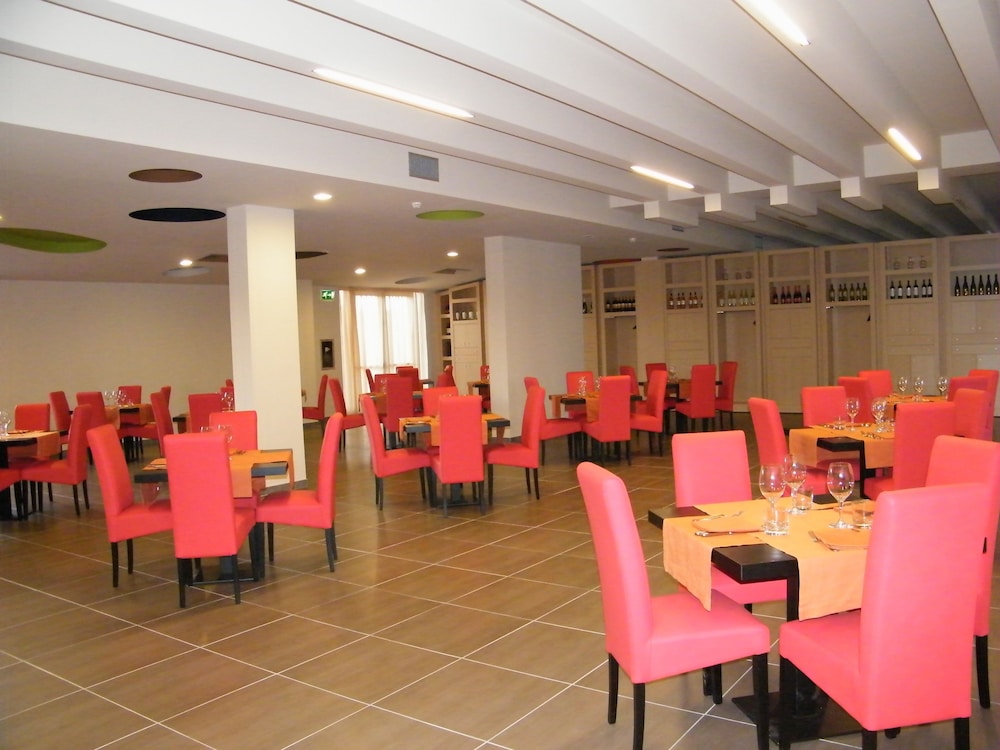Althea Palace — Restaurant & bars in Castelvetrano, Sicily