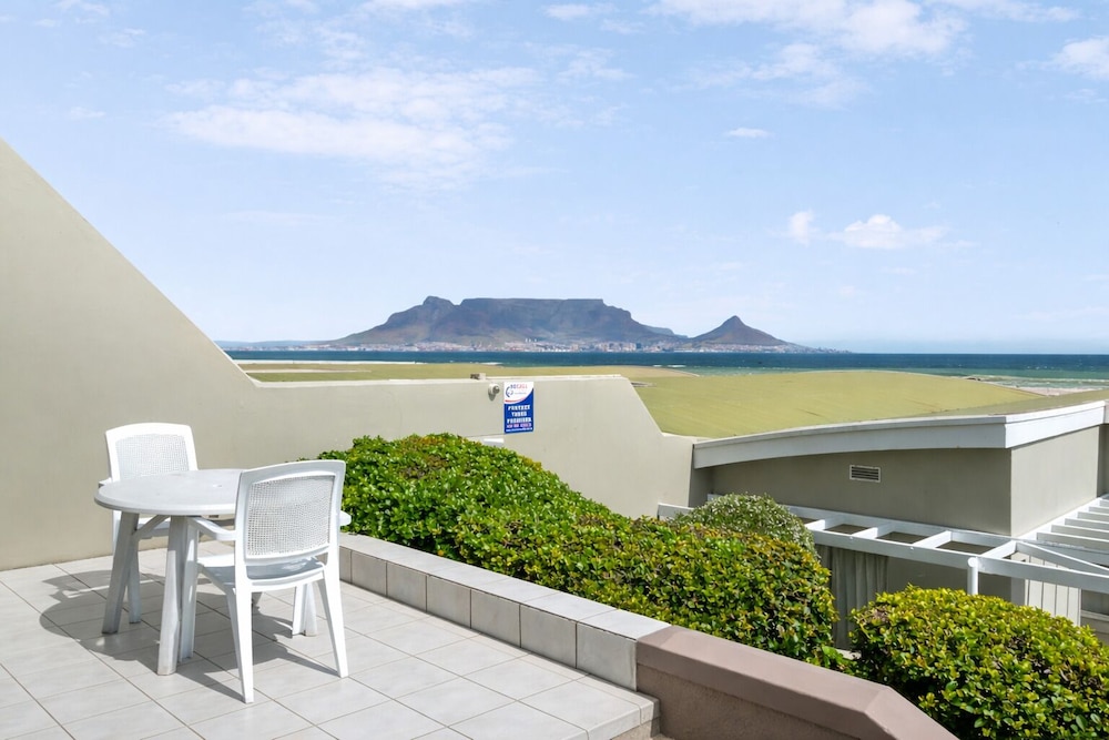 Dolphin Beach Hotel — Attractions in the area in Cape Town, Western Cape