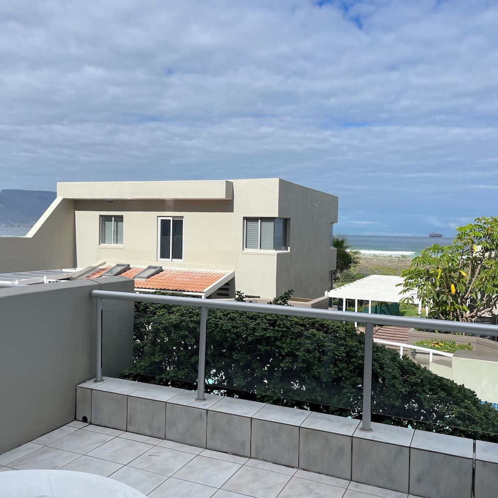 Dolphin Beach Hotel — Attractions in the area in Cape Town, Western Cape