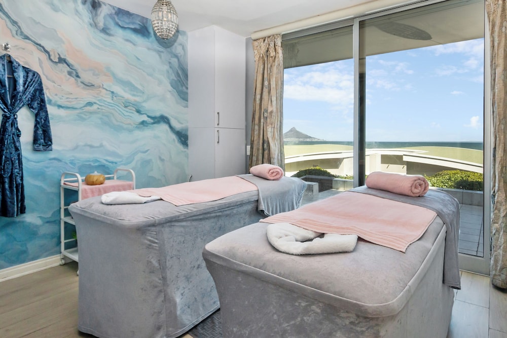 Dolphin Beach Hotel — Spa in Cape Town, Western Cape
