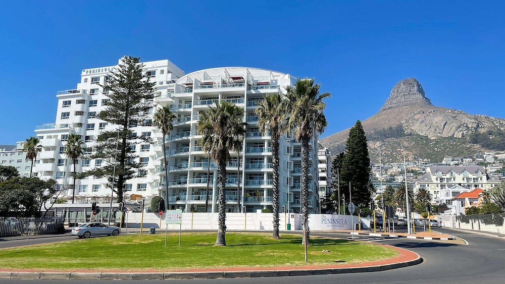 Peninsula All-Suite Hotel by Dream Resorts — Hotel building in Cape Town, Western Cape