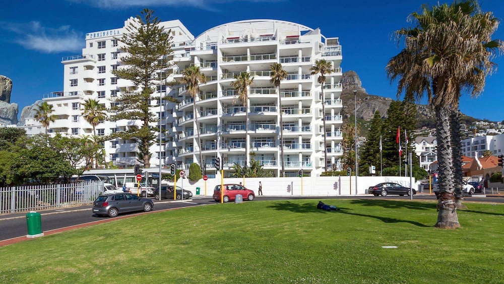 Peninsula All-Suite Hotel by Dream Resorts — Hotel building in Cape Town, Western Cape